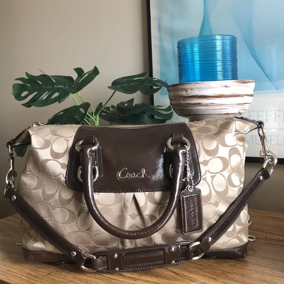 Coach Convertible Bag - Picture 15 of 15